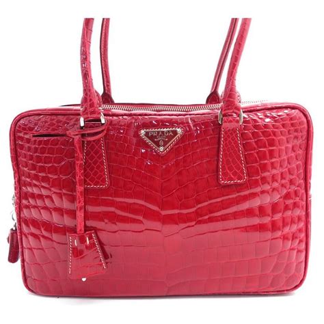 prada rote tasche|Prada handtaschen.